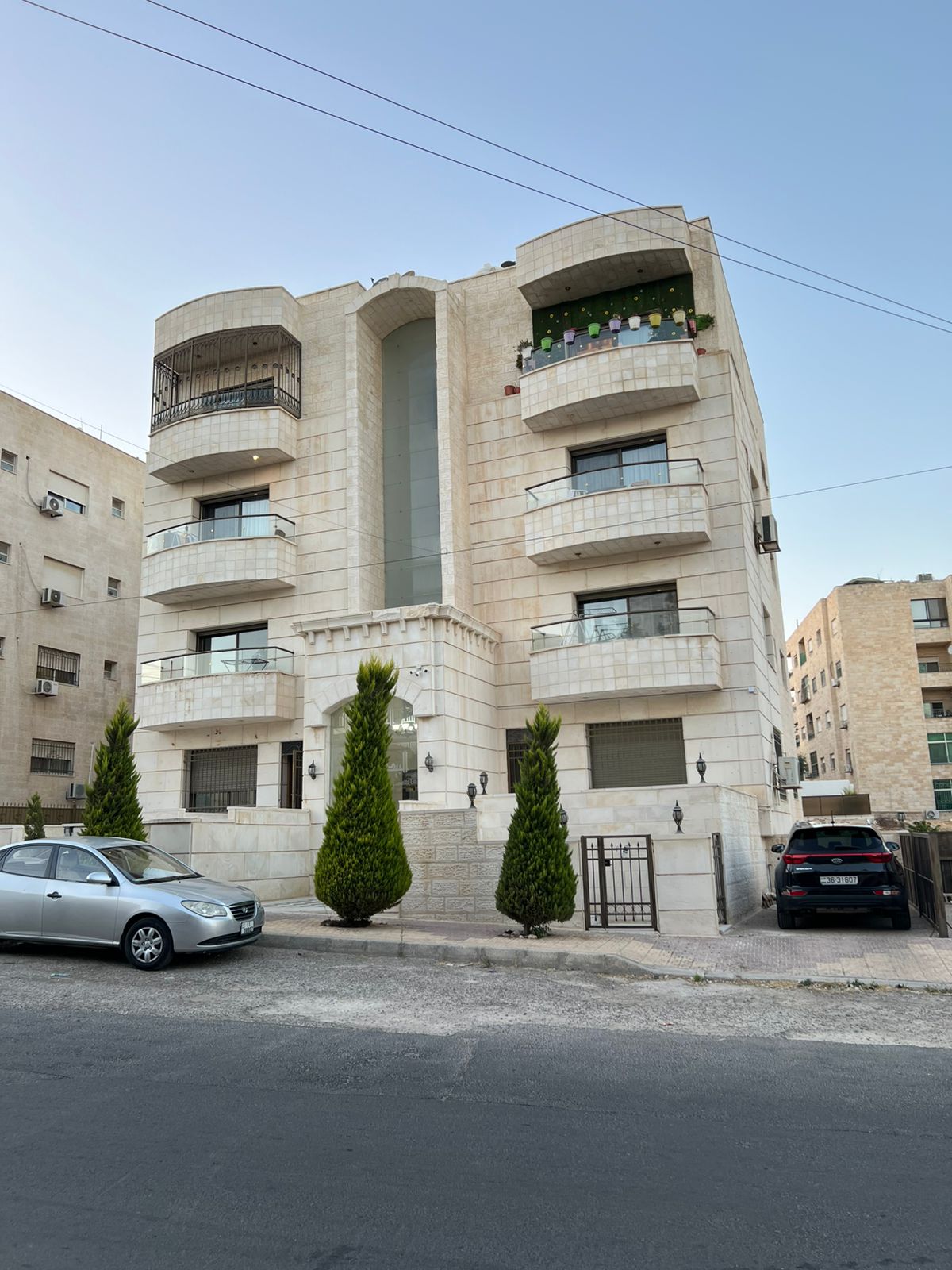 Furnished Ground Floor Apartment  for Rent in Um Uthaina
